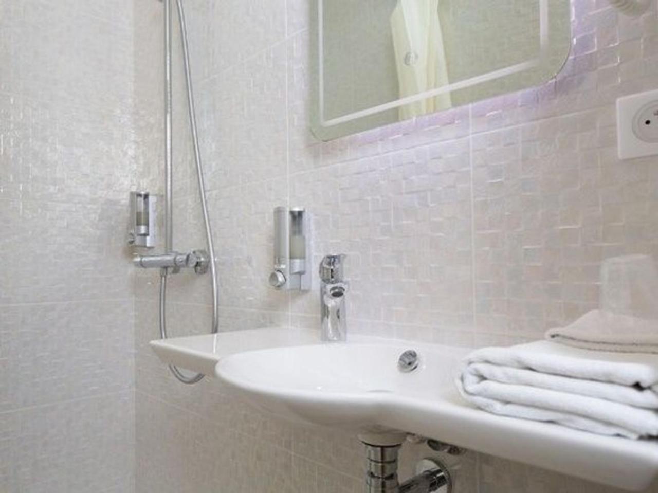 Cairostarscharming Hotel
